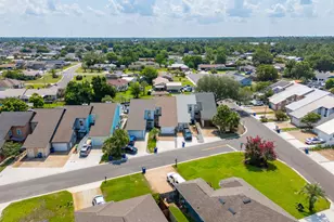 1365 Capri Dr, Panama City, FL 32405 - Photo 5
