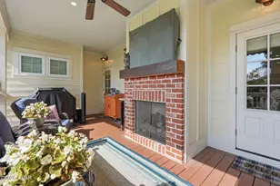 1702 Baker Ct, Panama City, FL 32401 - Photo 5