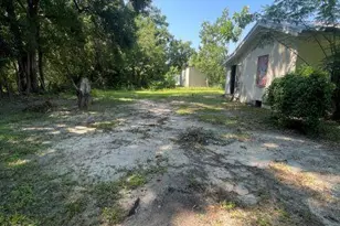 16875 NW Maple St, Blountstown, FL 32424 - Photo 9