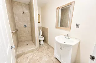 2233 Pate Pond Rd, Caryville, FL 32427 - Photo 9