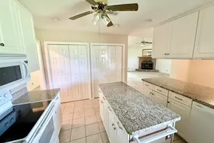 2816 Jackson Bluff Rd, Marianna, FL 32446 - Photo 11
