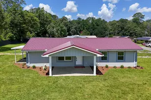 907 N Rangeline St, Bonifay, FL 32425 - Photo 1