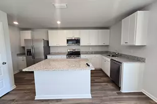 3128 Breezy Bay Ct, Southport, FL 32409 - Photo 3