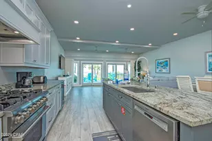 17927 Front Beach Rd, Panama City Beach, FL 32413 - Photo 27