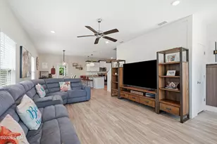 362 Emerald Cove St, Panama City Beach, FL 32407 - Photo 5
