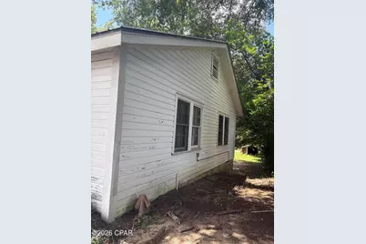 5295 Cliff Street, Graceville, FL 32440 - Photo 19