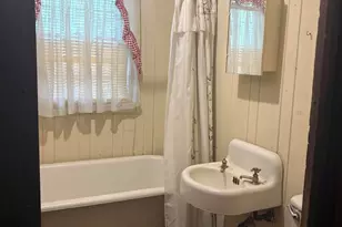 5295 Cliff St, Graceville, FL 32440 - Photo 9