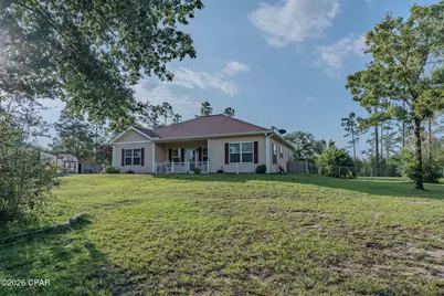 819 Ashley Circle, Alford, FL 32420 - Photo 3