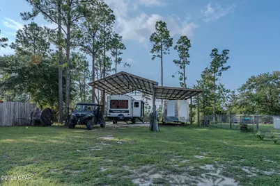 819 Ashley Circle, Alford, FL 32420 - Photo 13