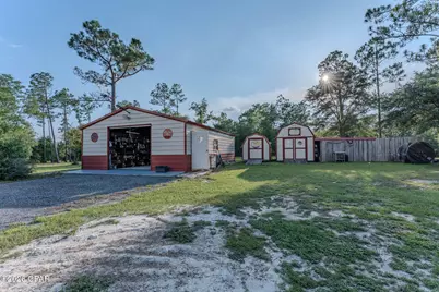 819 Ashley Circle, Alford, FL 32420 - Photo 11