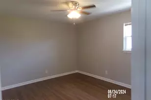 3921 E 10th St, Panama City, FL 32404 - Photo 5