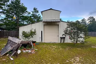 419 Spikes Rd, Southport, FL 32409 - Photo 49
