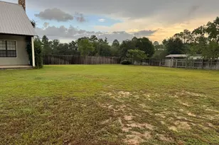 419 Spikes Rd, Southport, FL 32409 - Photo 3