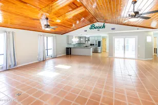 215 Moonlight Bay Dr, Panama City Beach, FL 32407 - Photo 7