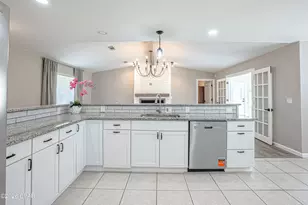 924 Agnes Scott Cir, Panama City, FL 32405 - Photo 5