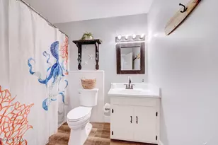 2100 W Beach Dr, Panama City, FL 32401 - Photo 23