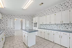 1227 S Katherine Ave, Panama City, FL 32404 - Photo 11