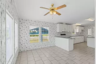 1227 S Katherine Ave, Panama City, FL 32404 - Photo 13