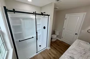 1025 Edison Ave, Alford, FL 32420 - Photo 21