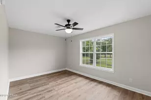 1025 Edison Ave, Alford, FL 32420 - Photo 25