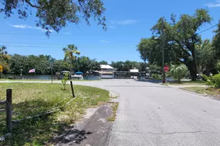 1610 Lake Ave, Panama City, FL 32401 - Photo 27