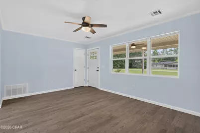 1214 Johnson Avenue, Chipley, FL 32428 - Photo 3