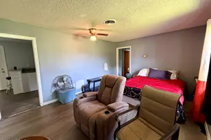 3879 Old Cottondale Rd, Marianna, FL 32448 - Photo 15
