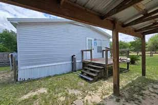 10325 Thomas Ln, Fountain, FL 32438 - Photo 9