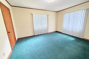 2046 Finley Ave, Grand Ridge, FL 32442 - Photo 21