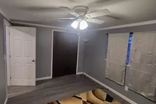 813 E 12th Ct, Panama City, FL 32401 - Photo 3
