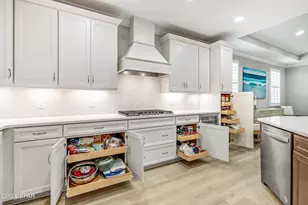 9342 Paradise Dr, Panama City Beach, FL 32413 - Photo 17