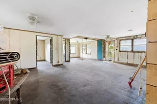 4002 W 17th St, Panama City, FL 32401 - Photo 11