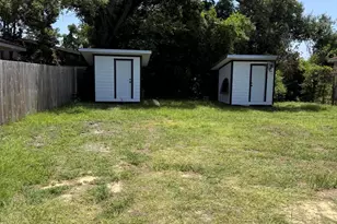 144 & 146 Claire Ave, Springfield, FL 32401 - Photo 9