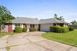 1500 Illinois Ave, Lynn Haven, FL 32444 - Photo 3