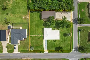 709 W 5th St, Lynn Haven, FL 32444 - Photo 3