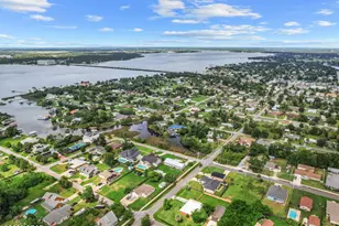 709 W 5th St, Lynn Haven, FL 32444 - Photo 31