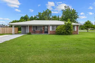 709 W 5th St, Lynn Haven, FL 32444 - Photo 15