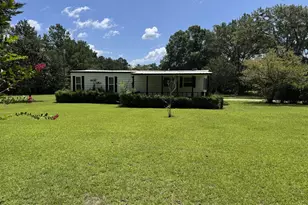 1929 N Holmes Creek Rd, Graceville, FL 32440 - Photo 5