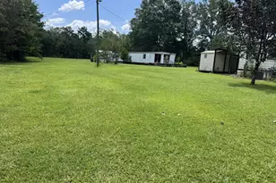 1929 N Holmes Creek Rd, Graceville, FL 32440 - Photo 33