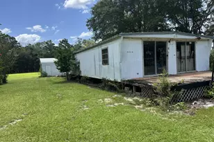 1929 N Holmes Creek Rd, Graceville, FL 32440 - Photo 7