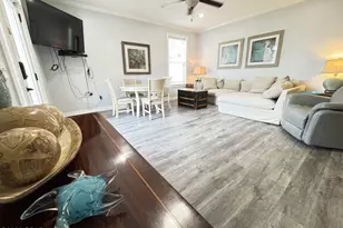 3727 Tiki Dr, Panama City, FL 32408 - Photo 5