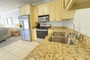 3727 Tiki Dr, Panama City, FL 32408 - Photo 9