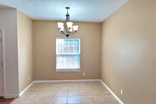 807 E 24th St, Lynn Haven, FL 32444 - Photo 5