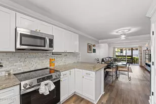 1011 W 11th Ct, Panama City, FL 32401 - Photo 13