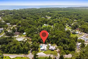 242 15th St, Apalachicola, FL 32320 - Photo 47