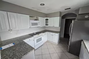 3625 E Ohenry Dr, Panama City, FL 32408 - Photo 9