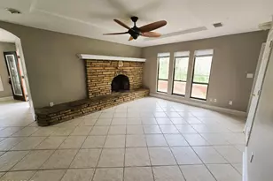 3625 E Ohenry Dr, Panama City, FL 32408 - Photo 9
