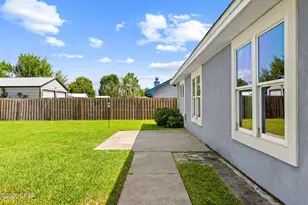 1542 Bluegrass Ln, Lynn Haven, FL 32444 - Photo 27