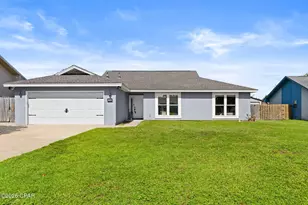 1542 Bluegrass Ln, Lynn Haven, FL 32444 - Photo 3