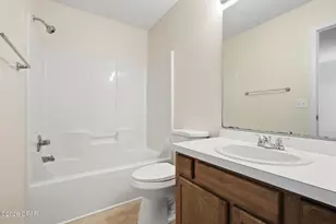 1818 Whispering Oaks Ln, Fort Walton Beach, FL 32547 - Photo 15